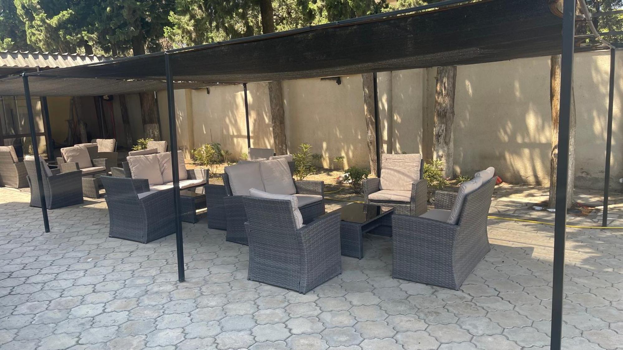 Hotel Holiday Villa Тбилиси Экстерьер фото