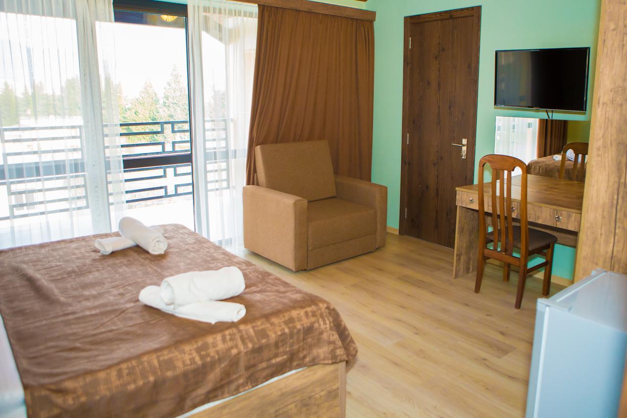 Hotel Holiday Villa Тбилиси Экстерьер фото