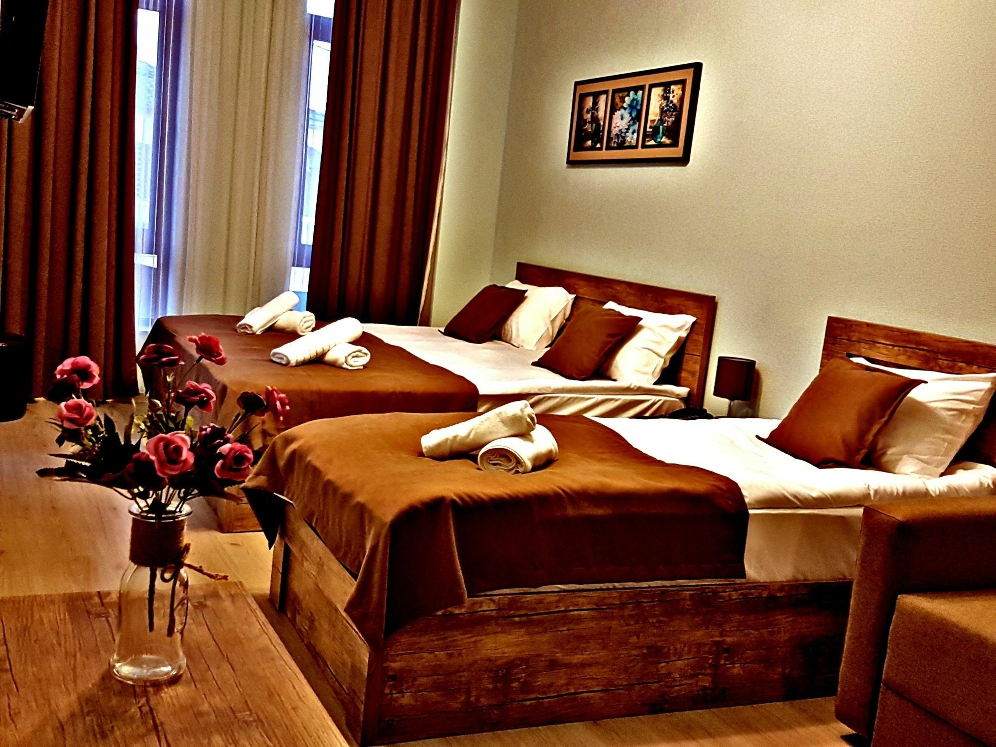 Hotel Holiday Villa Тбилиси Экстерьер фото